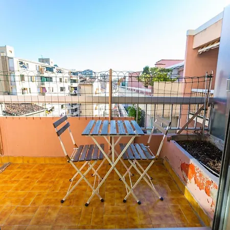 Superbe 100m2 - 2 Balcons - Proche Gare - Climatise *