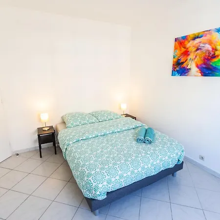 Superbe 100m2 - 2 Balcons - Proche Gare - Climatisé Appartamento *