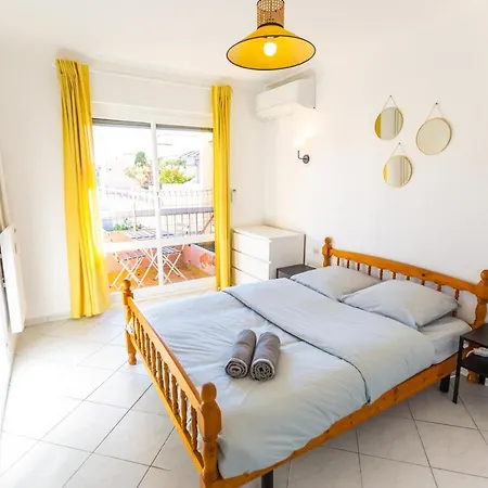 Superbe 100m2 - 2 Balcons - Proche Gare - Climatisé Appartamento